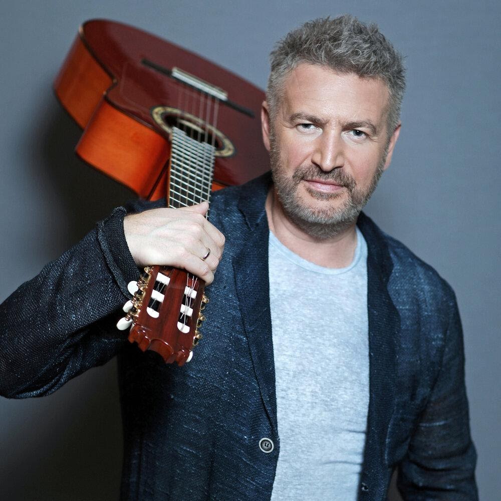 Звезды эстрады вместе. Наряды певицы зары 2021. Концерт вали карнавал 2022. Звезды эстрады на сцене. Мегаспорт песня года 2021.