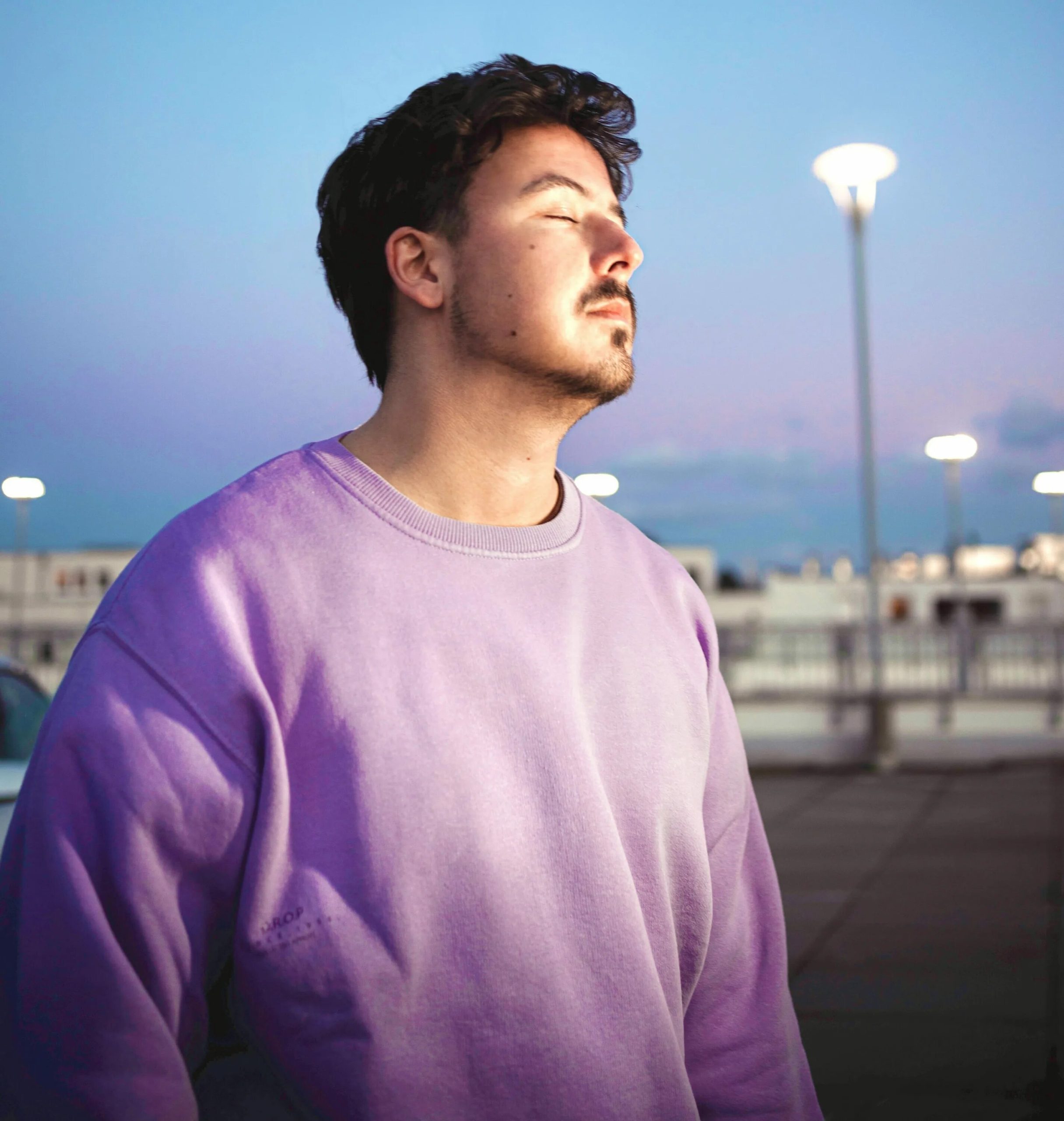 AVAION готовит альбом «TO MAKE PEOPLE HAPPY»