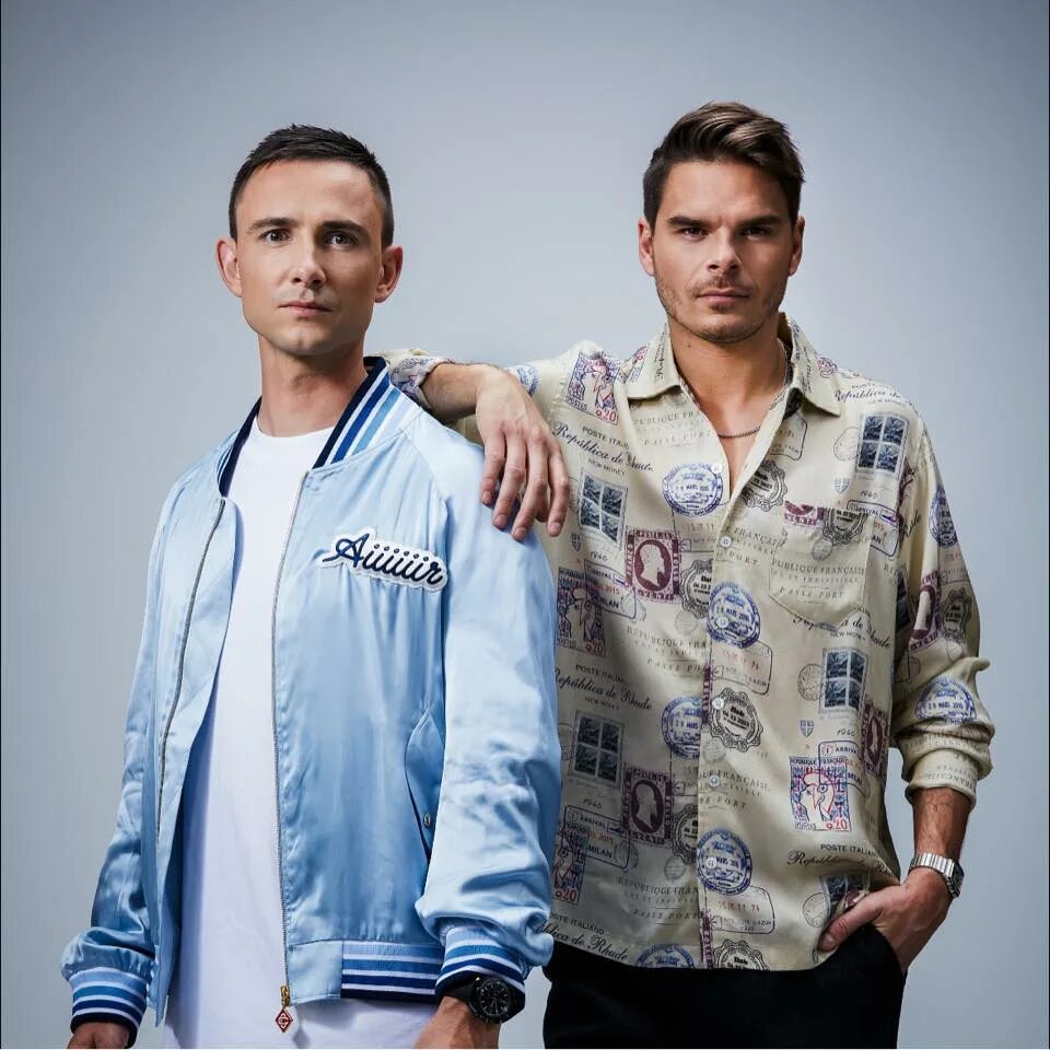 «Lucas & Steve» собрали энергию живых выступлений в «All I Know»