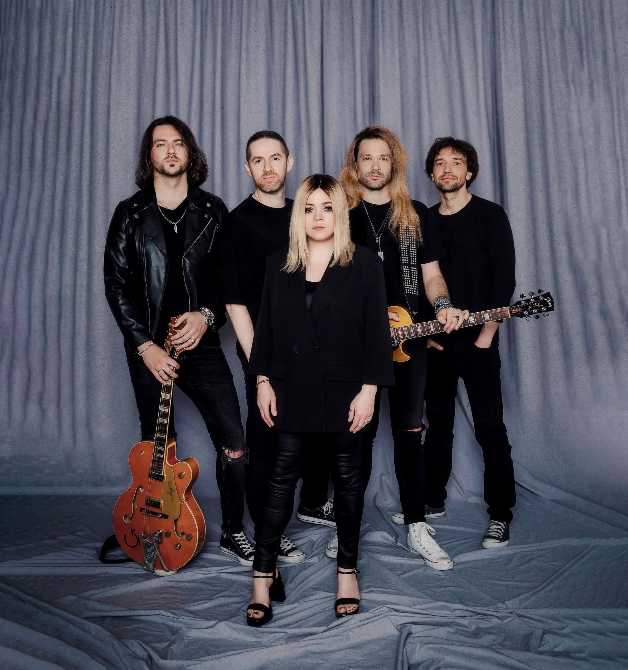 Группа «ВЕЛЬВЕТ» пополнила коллекцию треков «Иллюзией»