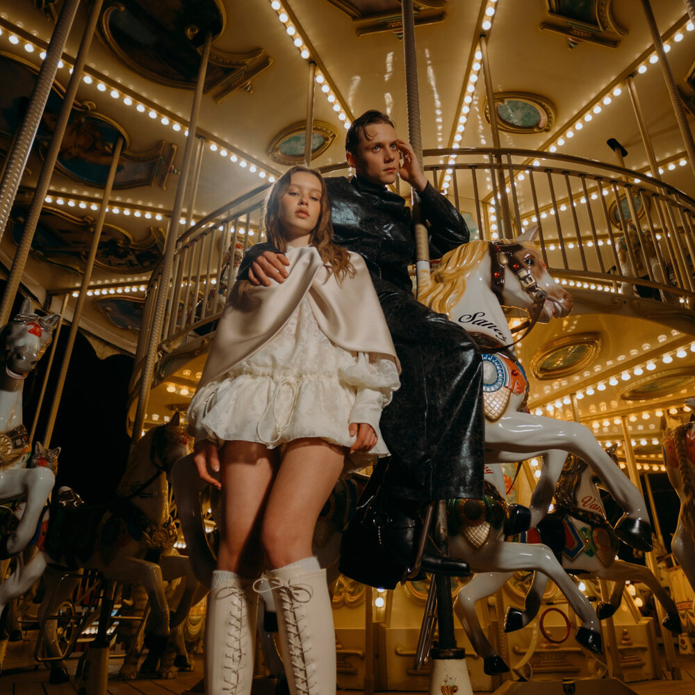 Ваня Дмитриенко и Анна Пересильд записали «Силуэт»